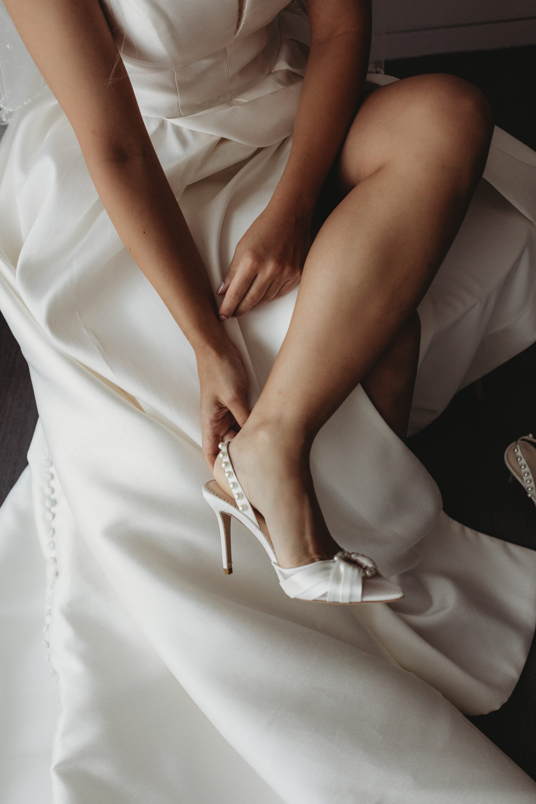 Gelareh+Sadra's+Old_Port_Golf_Des_Iles_Wedding_Photos-16 Shooting Mariage Vieux-Montréal Hôtel Gault ©alizadworkind